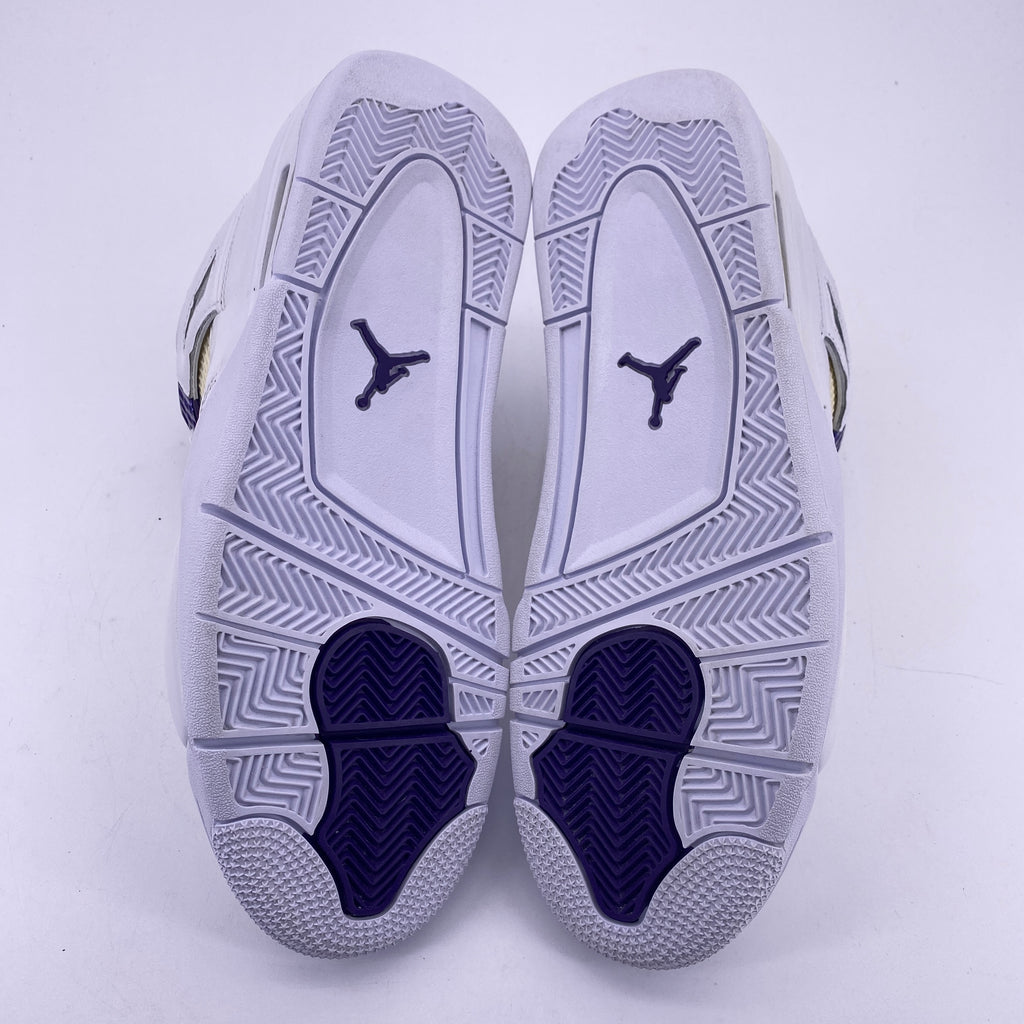 Air Jordan 4 Retro "Metallic Purple" 2020 Used Size 9.5