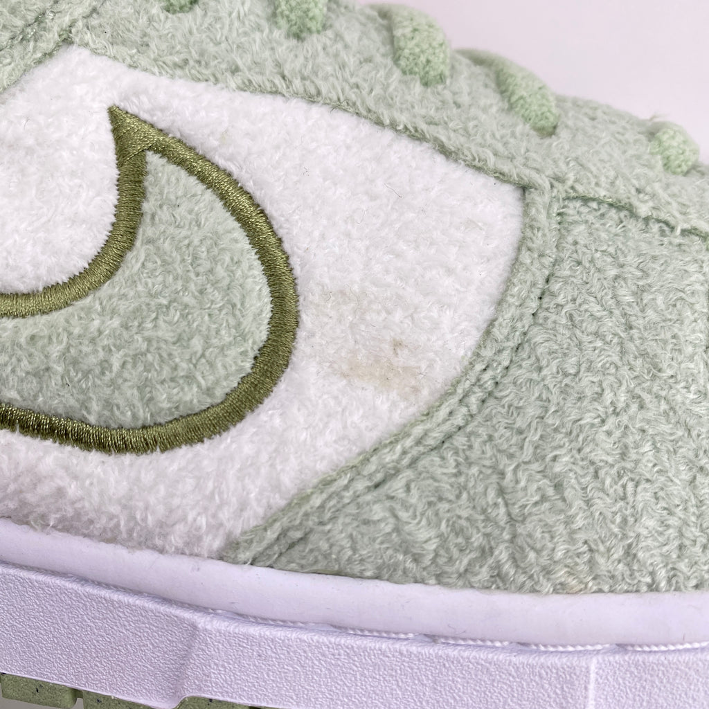 Nike (W) Dunk Low SE "Fleece Pack Honeydew" 2022 New Size 12W