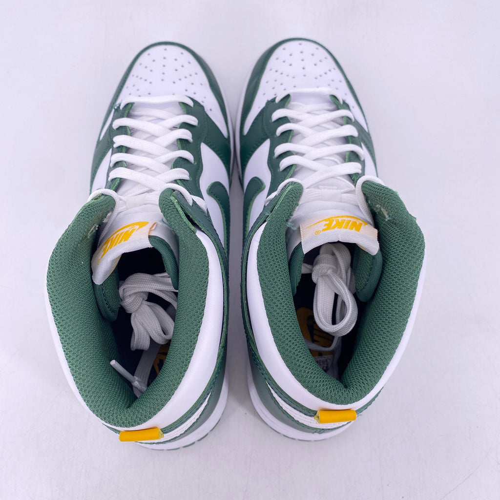 Nike Dunk High "Australia" 2022 Used Size 9