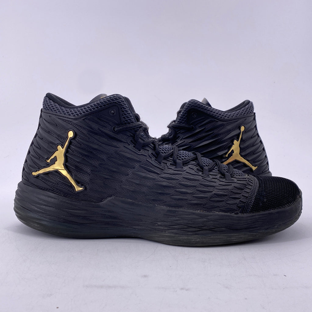 Air Jordan Melo M13 "Black Metallic Gold" 2016 Used Size 13