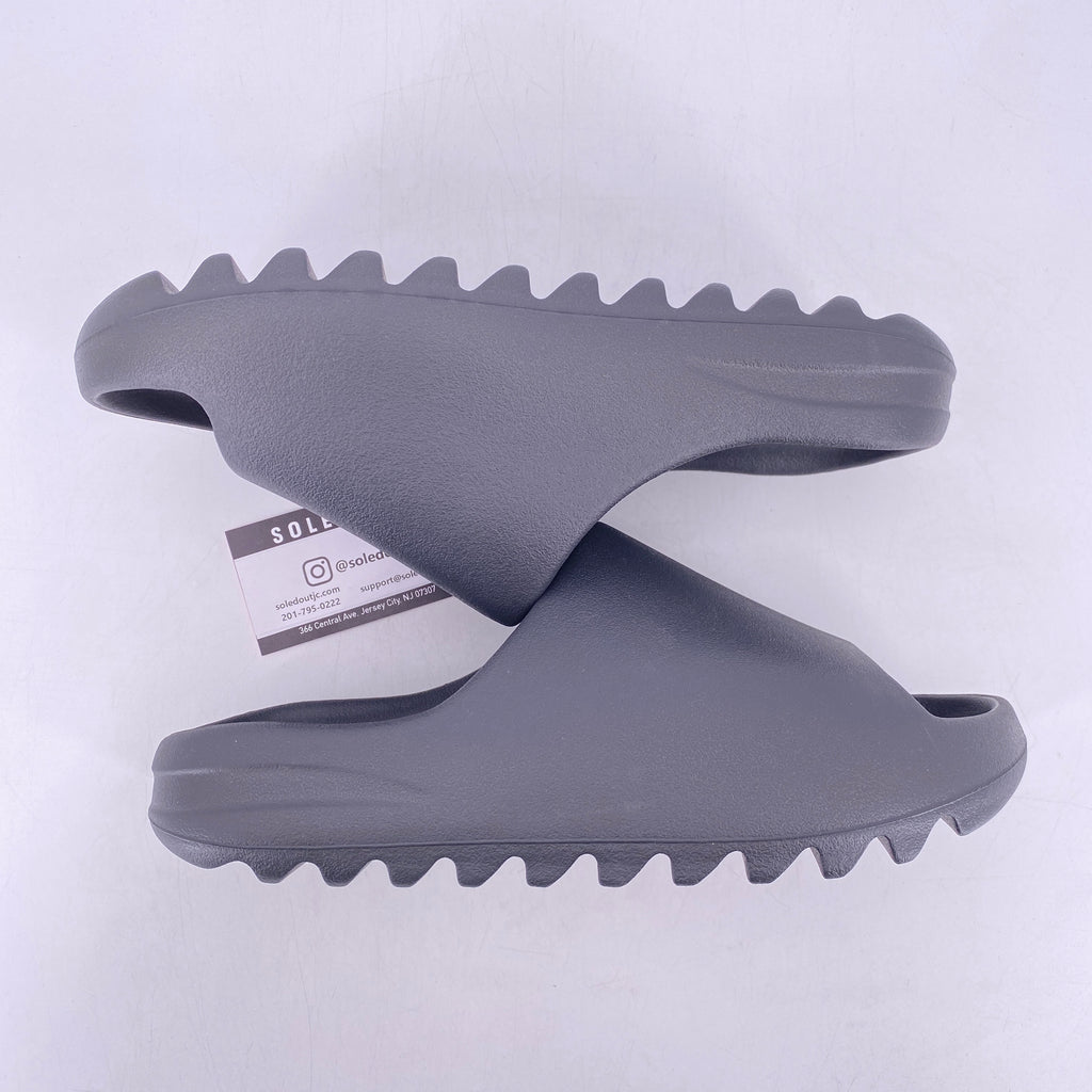 Yeezy Slide "Onyx" 2022 New Size 10