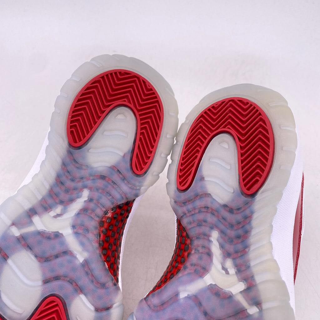 Air Jordan (GS) 11 Retro "Cherry" 2022 New Size 7Y
