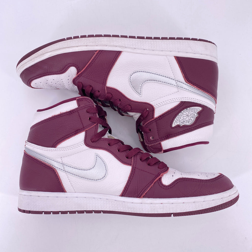 Air Jordan 1 Retro High OG "Bordeaux" 2021 Used Size 11