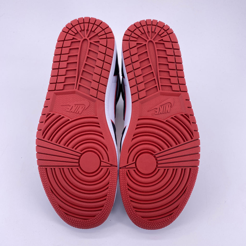 Air Jordan 1 Retro High OG "Bloodline" 2019 New Size 8.5