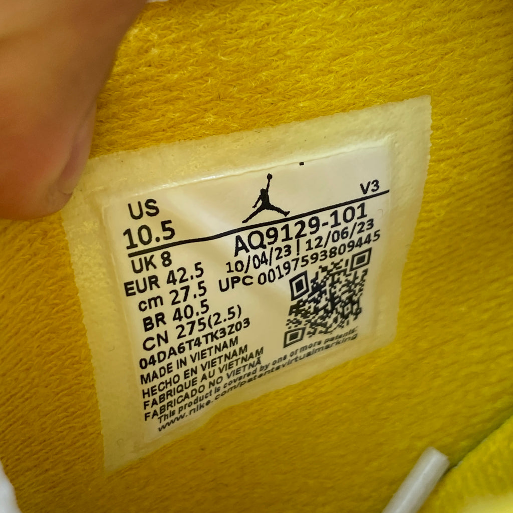 Air Jordan (W) 4 Retro "Vivid Sulfur" 2024 Used Size 10.5W