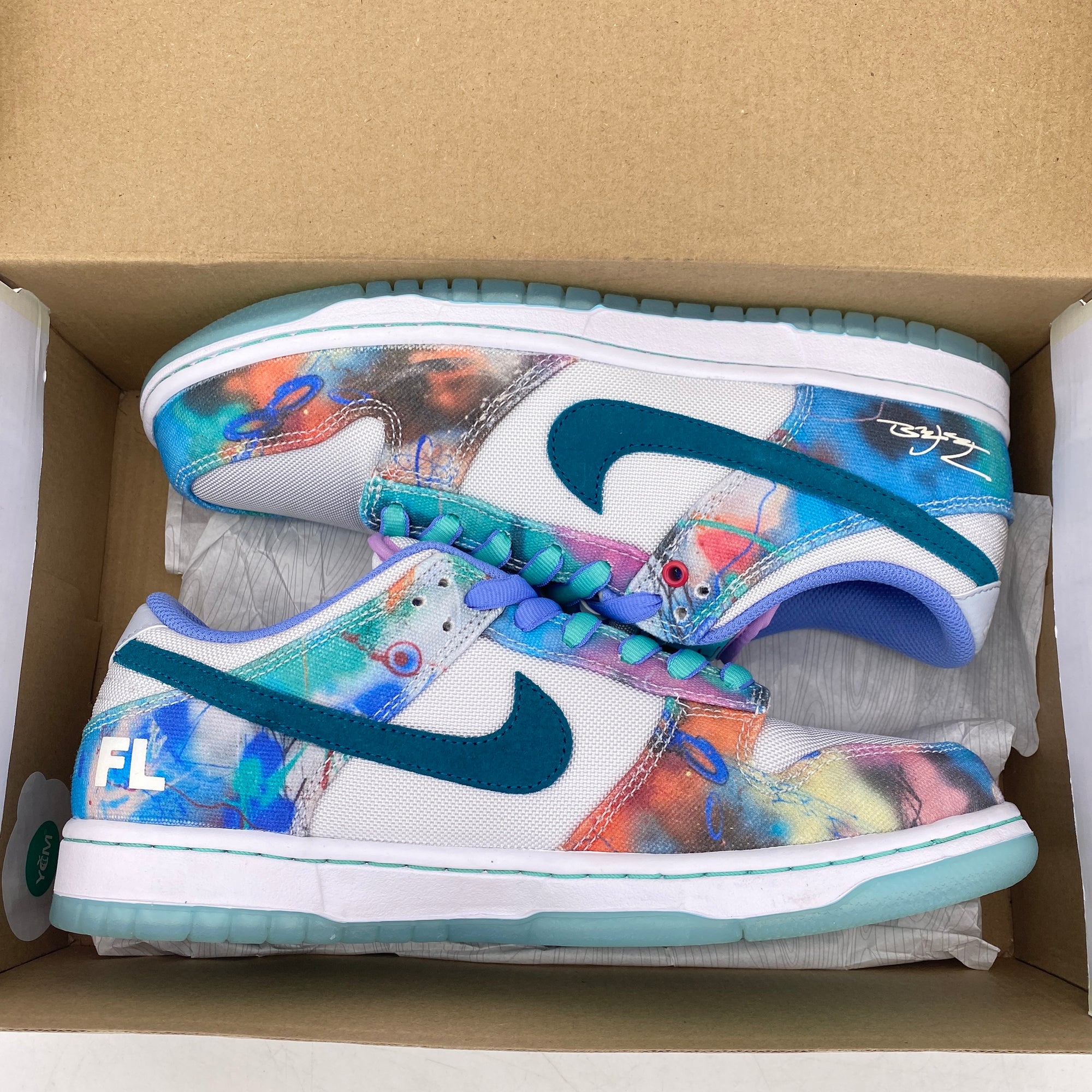 Nike SB Dunk Low &quot;Futura Lab Bleached Aqua&quot; 2024 Used Size 8