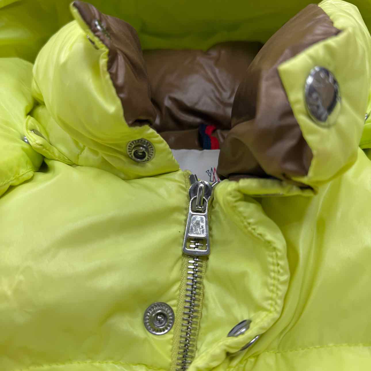 Moncler puffer jacket "GIUBBOTTO" Neon Used Size 4