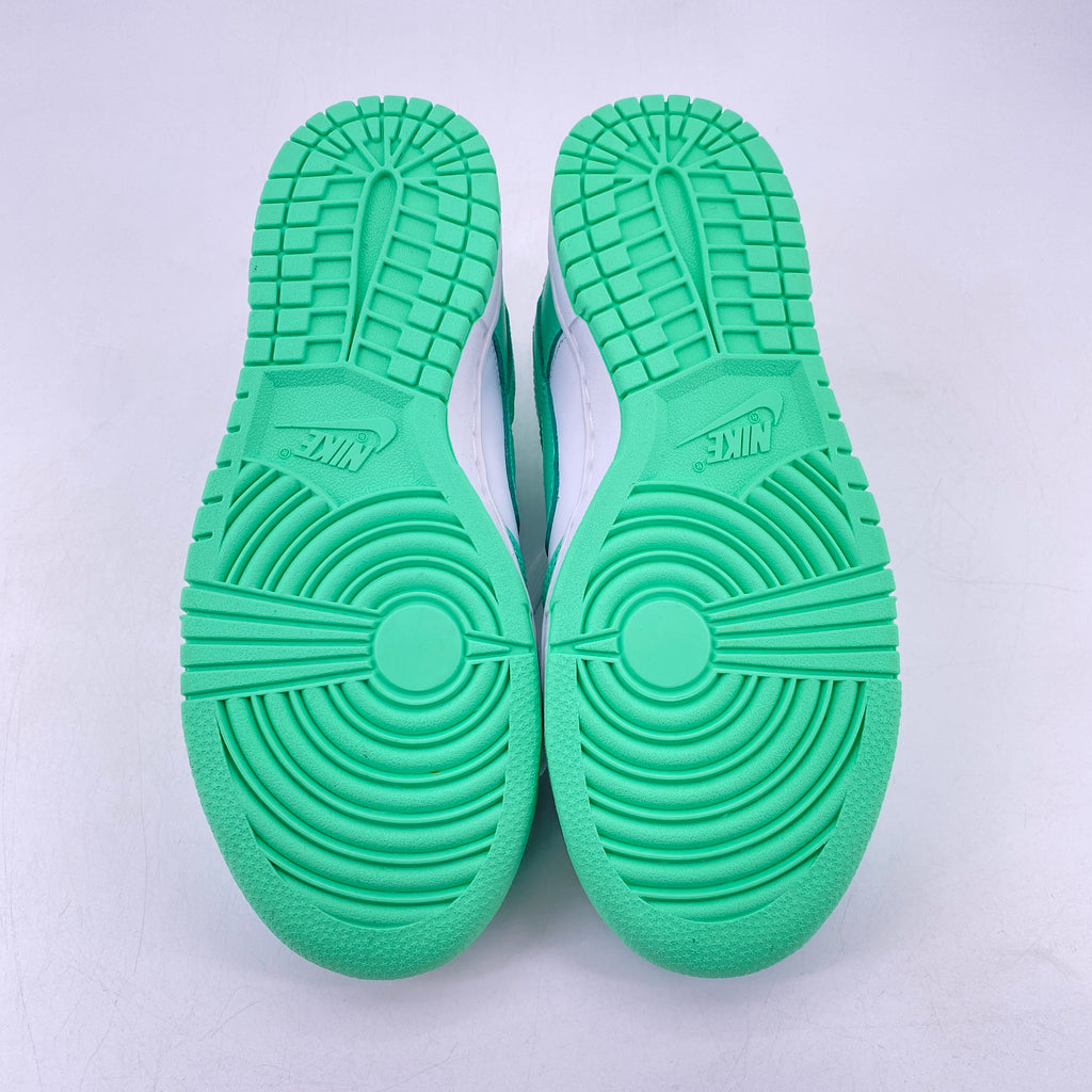 Nike (W) Dunk Low "Green Glow" 2021 New Size 7.5W