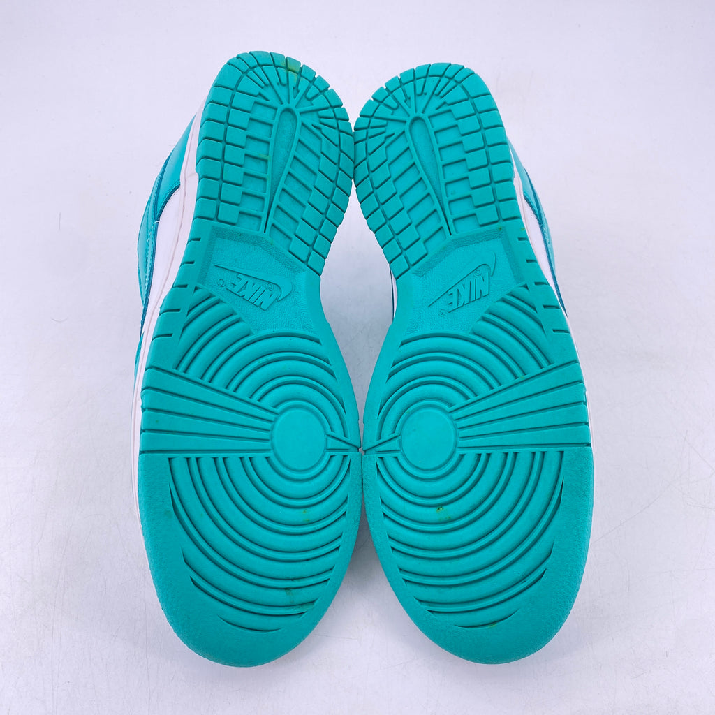 Nike Dunk Low "Clear Jade" 2023 Used Size 9.5