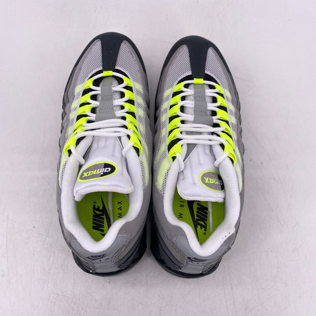 Nike Air Max 95 "Neon" 2025 Used Size 10