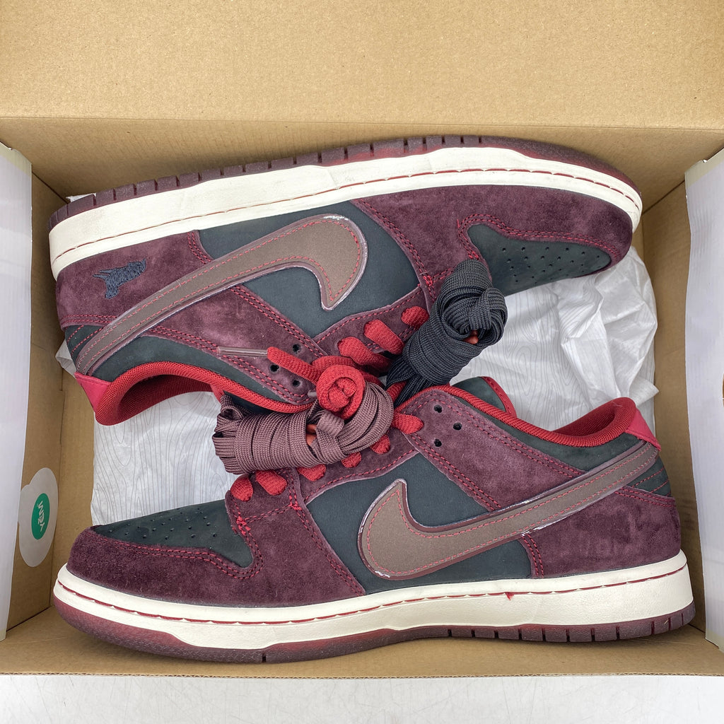 Nike SB Dunk Low "Riot Skateshop" 2025 New Size 9.5