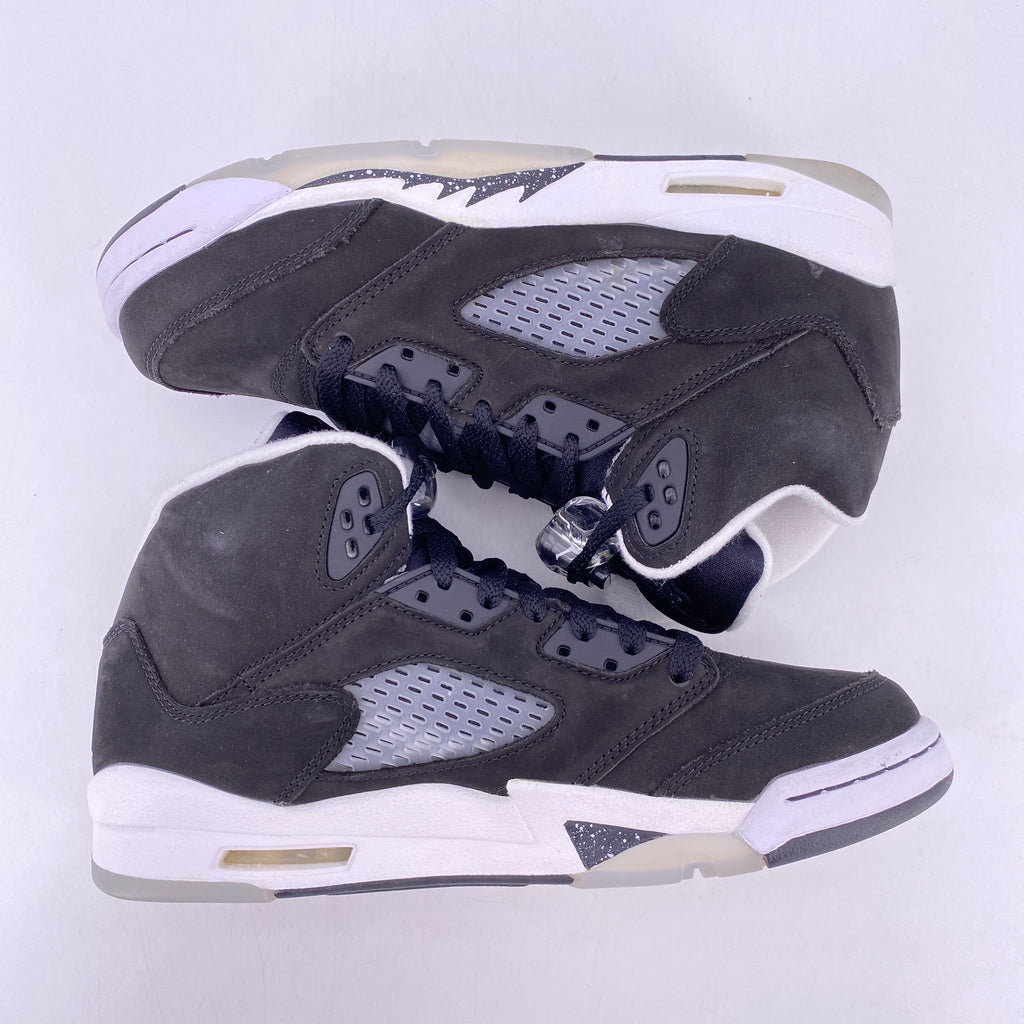 Air Jordan (GS) 5 Retro "Moonlight" 2021 Used Size 7Y
