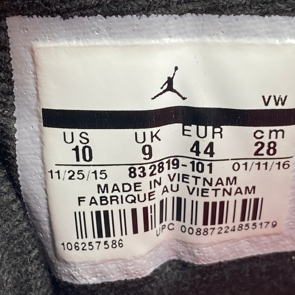 Air Jordan 2 Retro Low "Chicago" 2016 Used Size 10