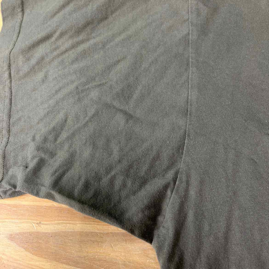 Balenciaga T-Shirt "STRIKE 1917" Olive Used Size 3