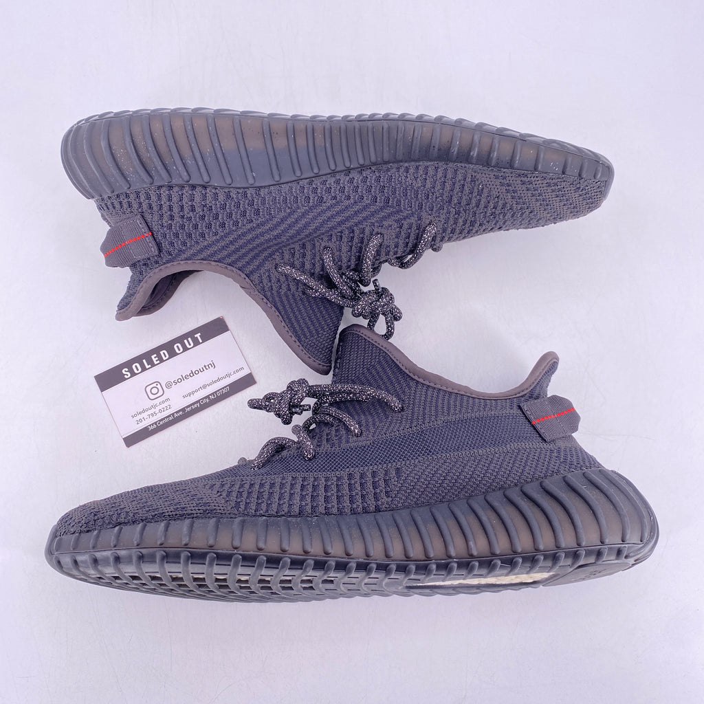 Yeezy 350 v2 "Black Non-Reflective" 2019 Used Size 11.5