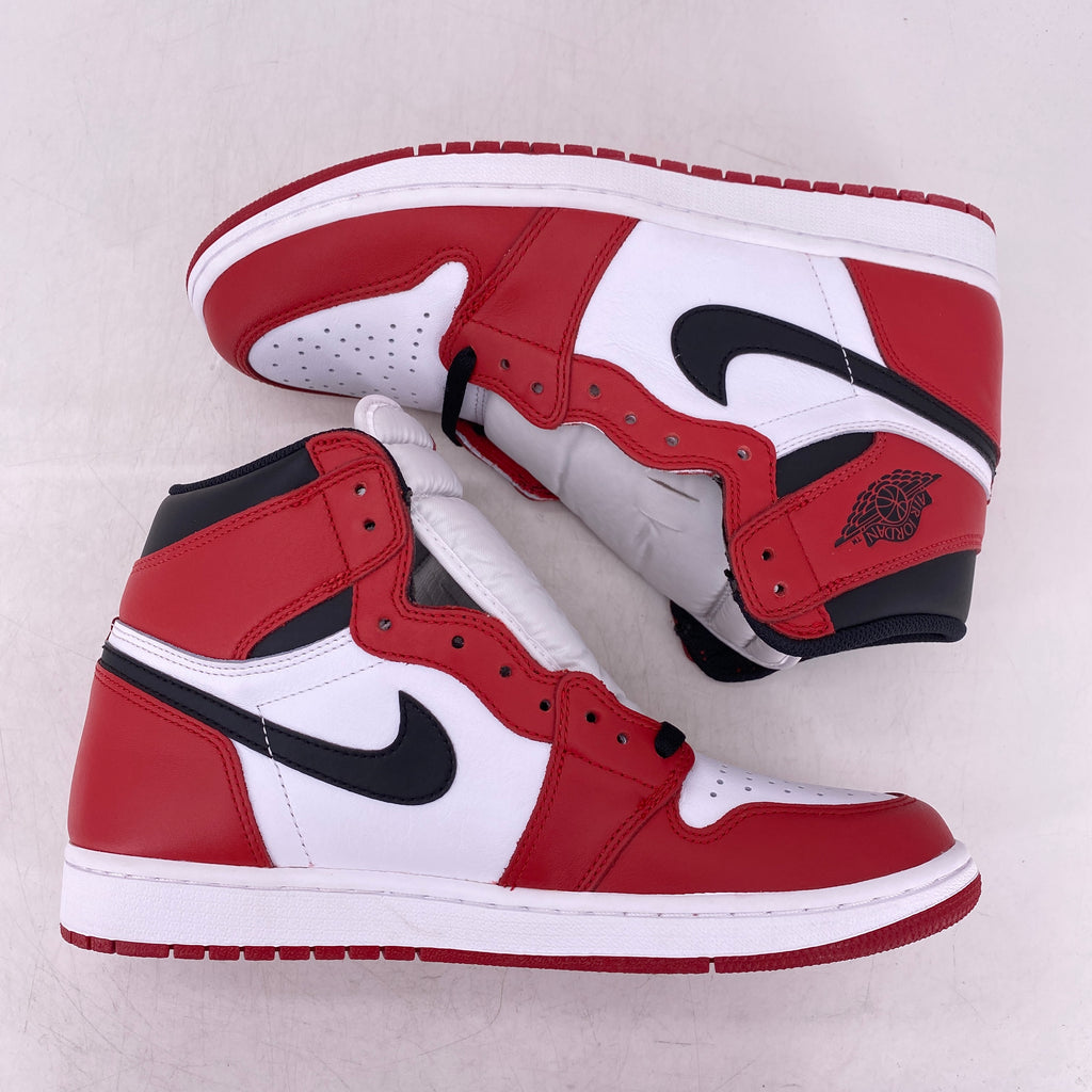 Air Jordan 1 Retro High OG "Chicago" 2015 New Size 10.5