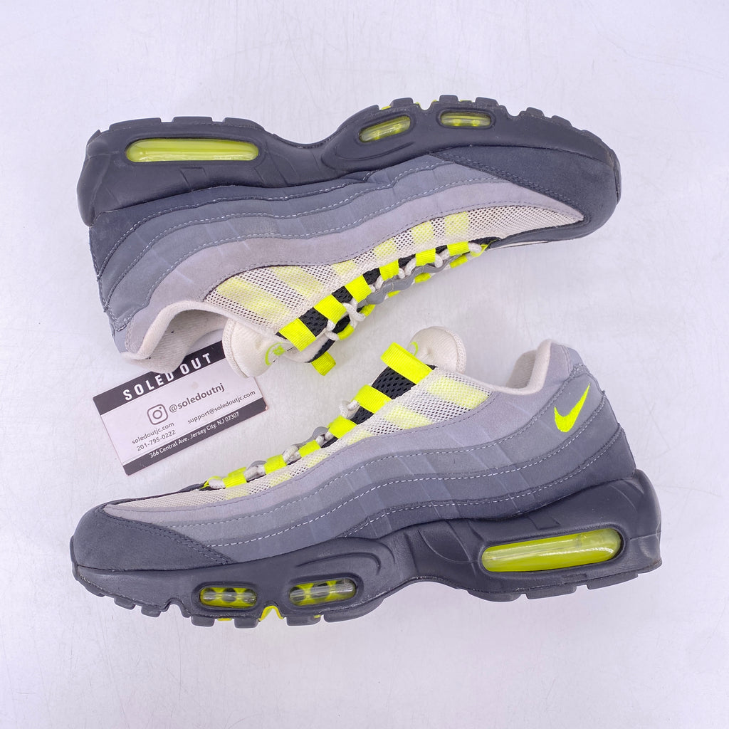 Nike Air Max 95 "Neon" 2020 Used Size 9.5