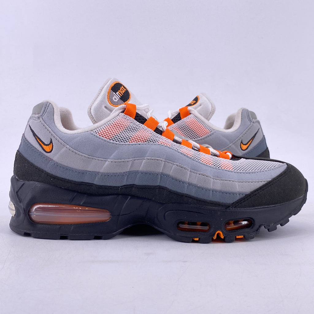 Nike Air Max 95 "Bright Mandarin" 2025 Used Size 8