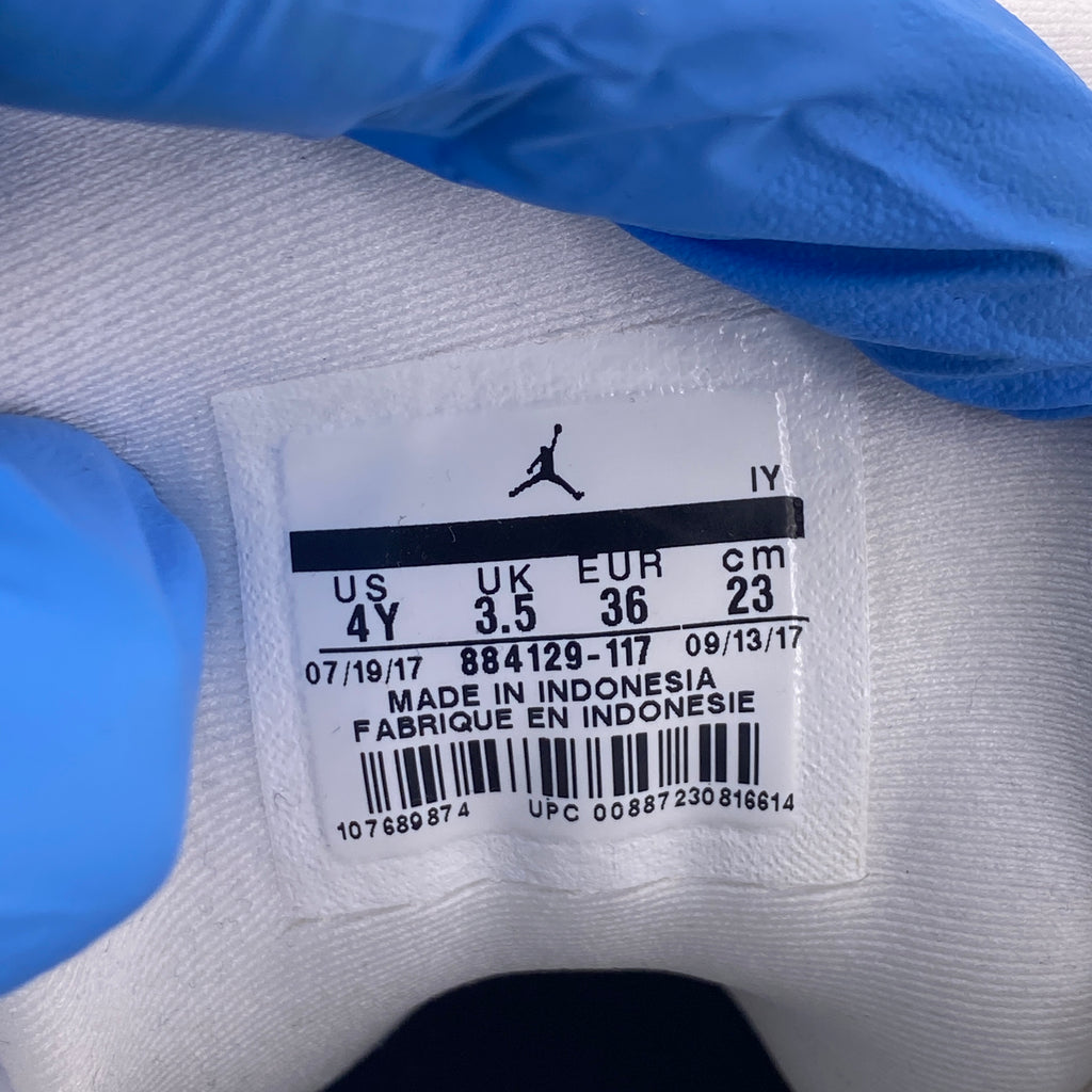 Air Jordan (GS) 13 Retro "White Hyper Royal" 2018 Used Size 4Y