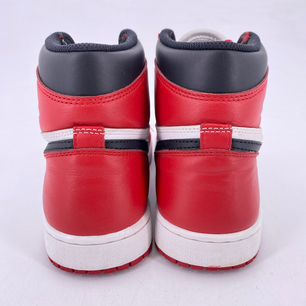 Air Jordan 1 Retro High OG "Chicago" 2015 Used Size 9