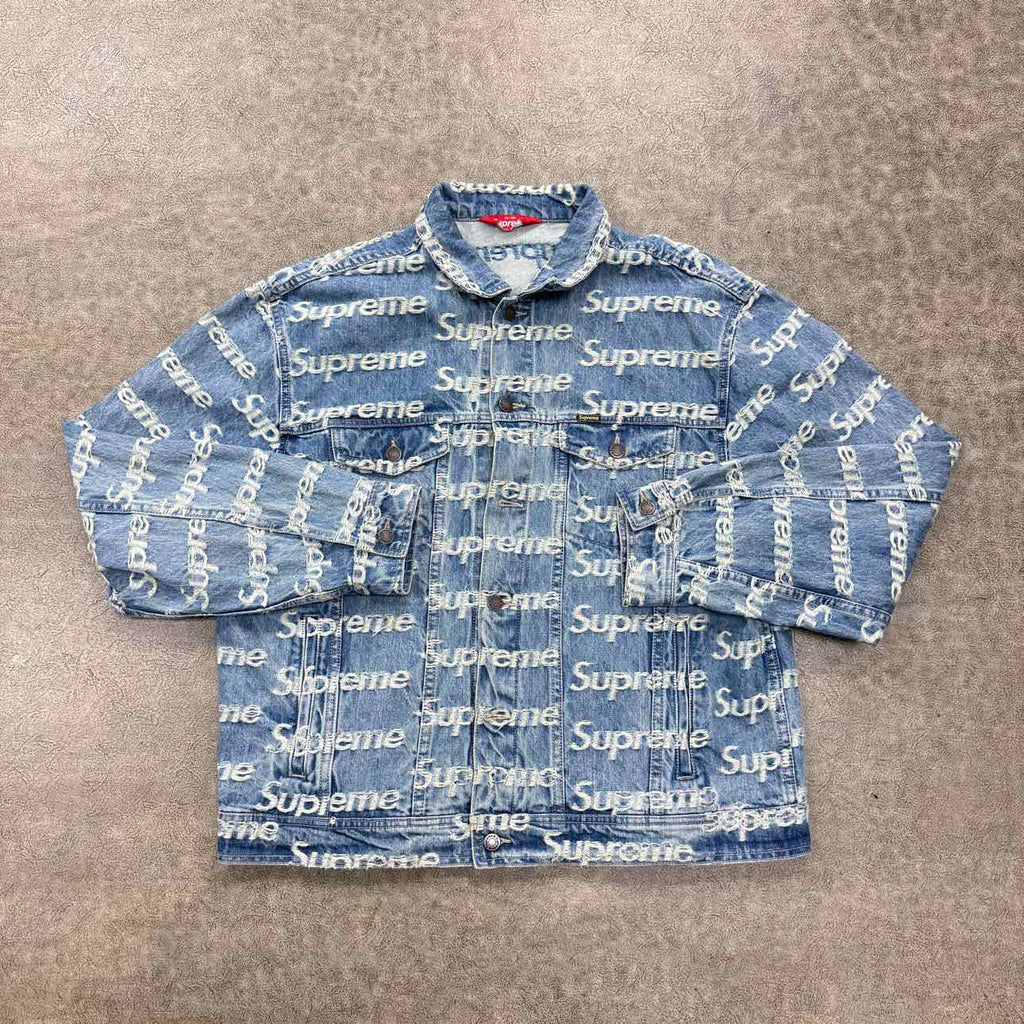 Supreme Trucker Jacket "FRAYED LOGOS" Blue Used Size XL