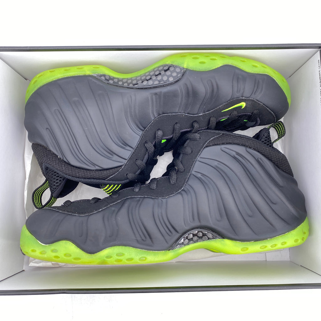 Nike Air Foamposite One "Black Volt" 2025 Used Size 10