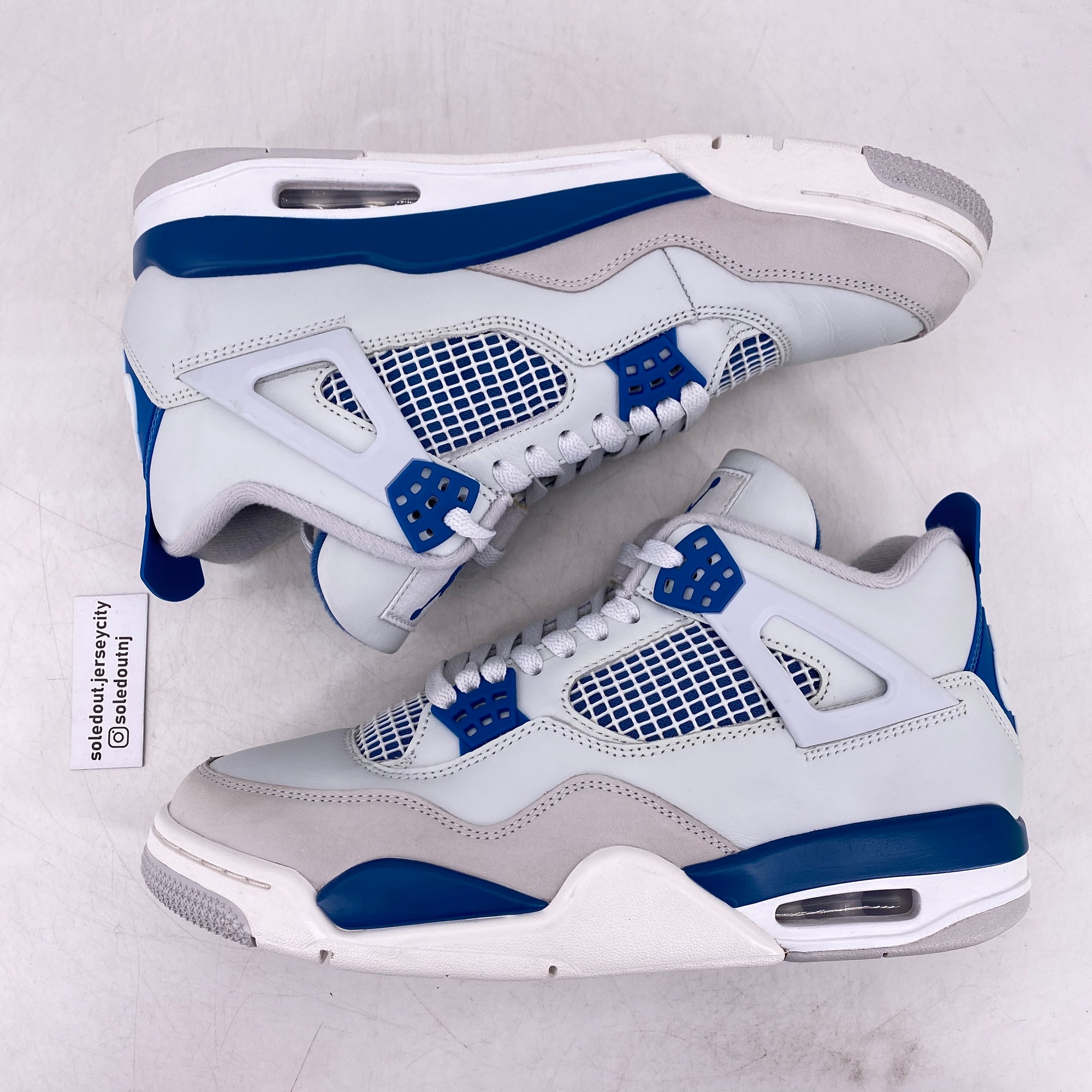 Air Jordan 4 Retro &quot;Military Blue&quot; 2024 Used Size 9