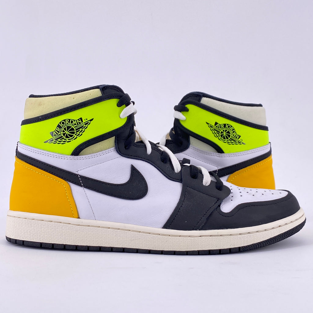 Air Jordan 1 Retro High OG "Black Volt" 2021 Used Size 12.5