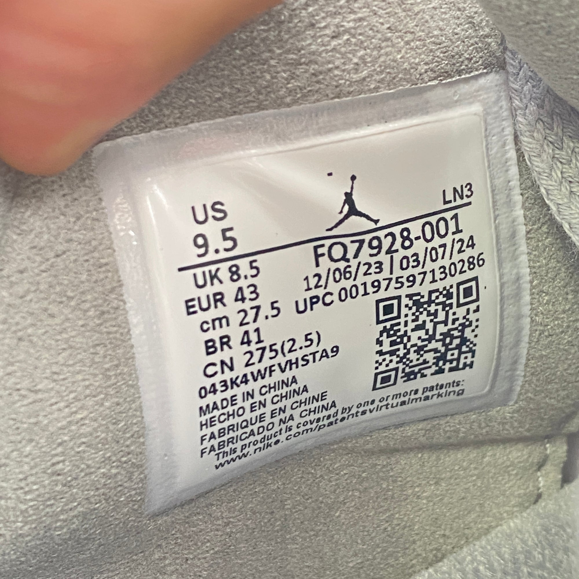 Nike Dunk Bart Simpson replica