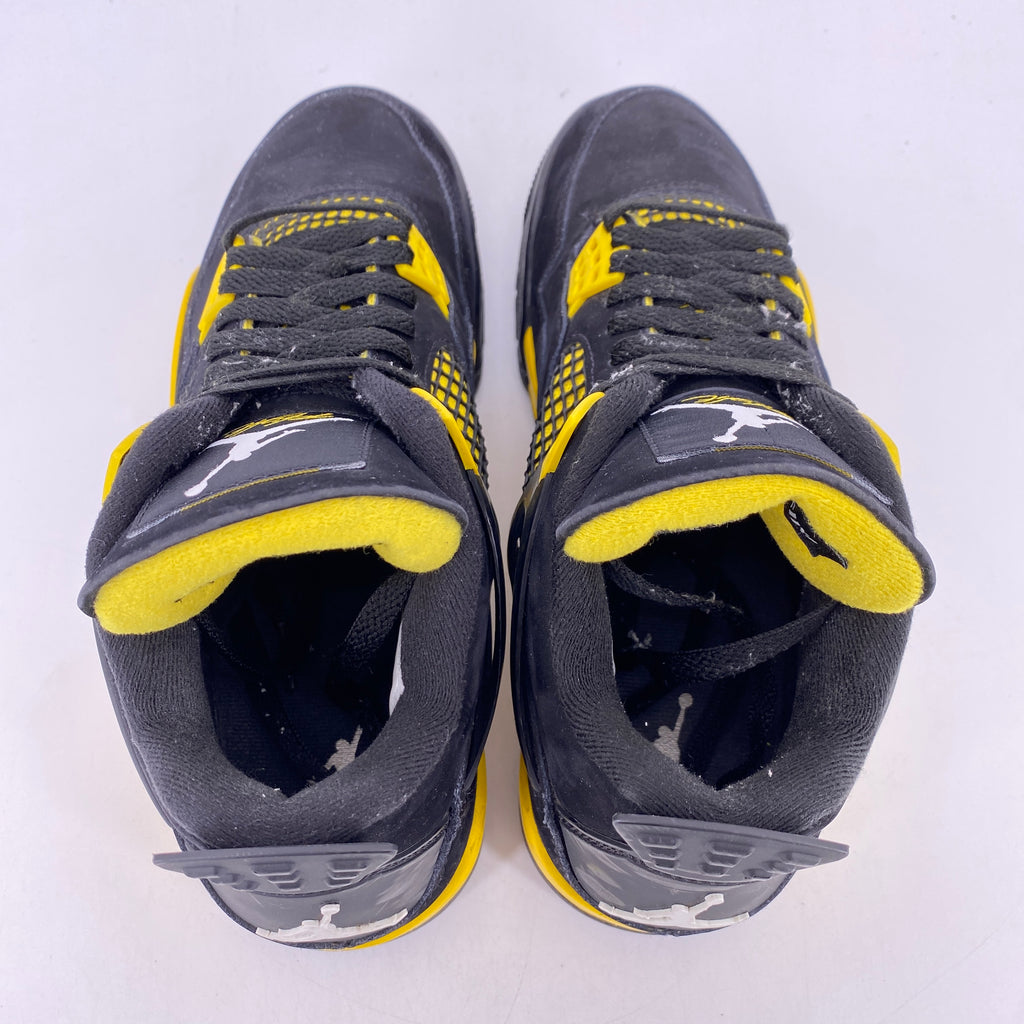 Air Jordan 4 Retro "Thunder" 2023 Used Size 8