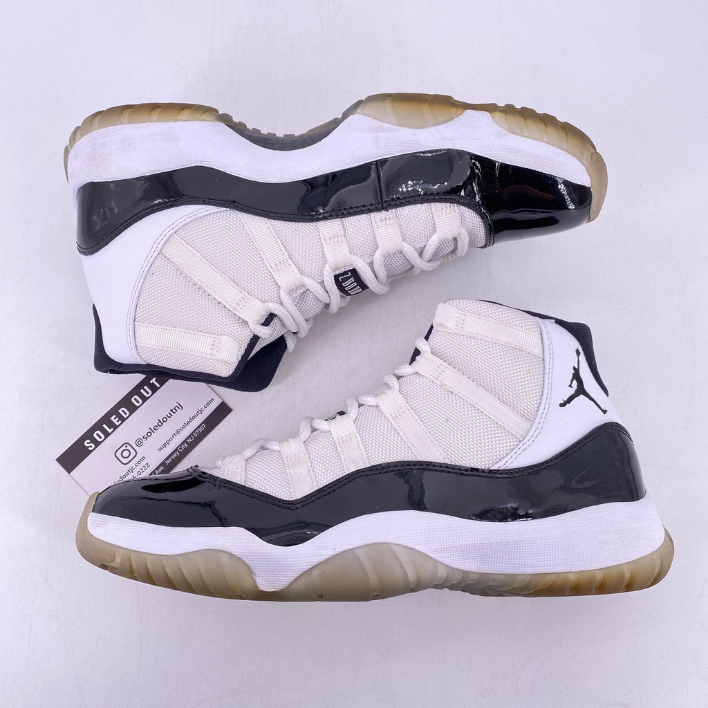 Air Jordan 11 Retro "Concord" 2011 Used Size 8.5