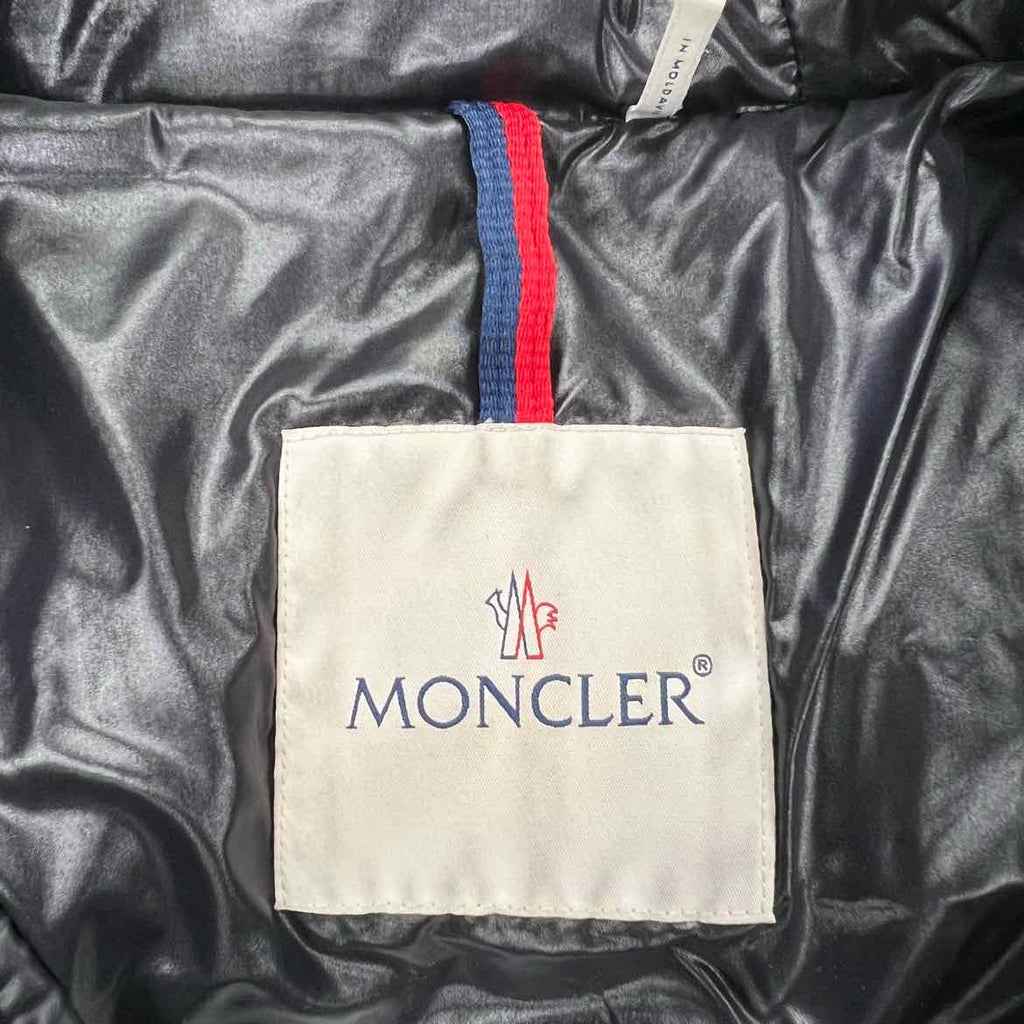 Moncler Jacket "MAYA GIUBBOTTO" Used Size 3