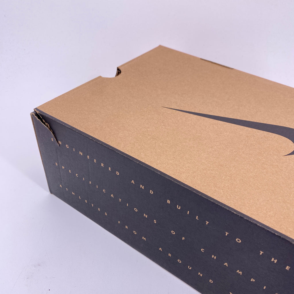 Air Jordan 11 Retro Low "Bred" 2025 Used Size 8.5