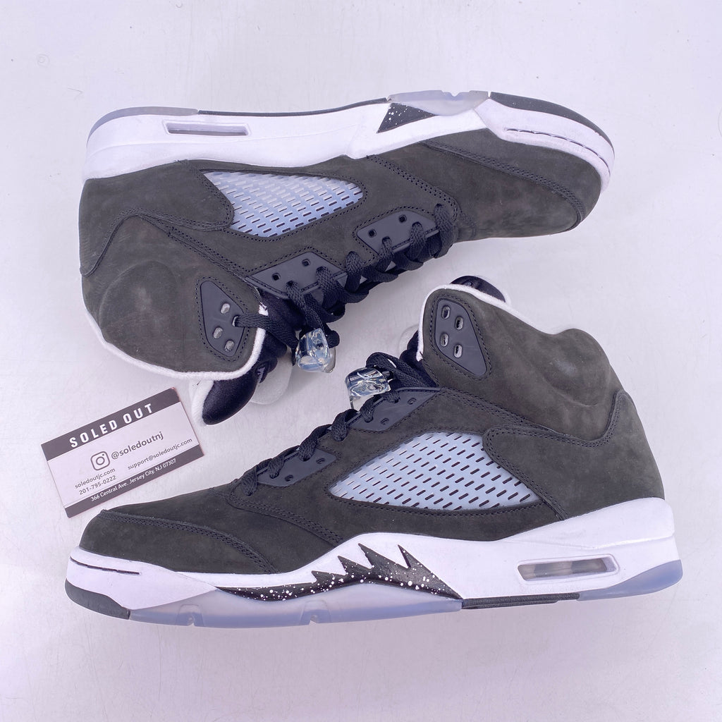 Air Jordan 5 Retro "Moonlight" 2021 Used Size 13