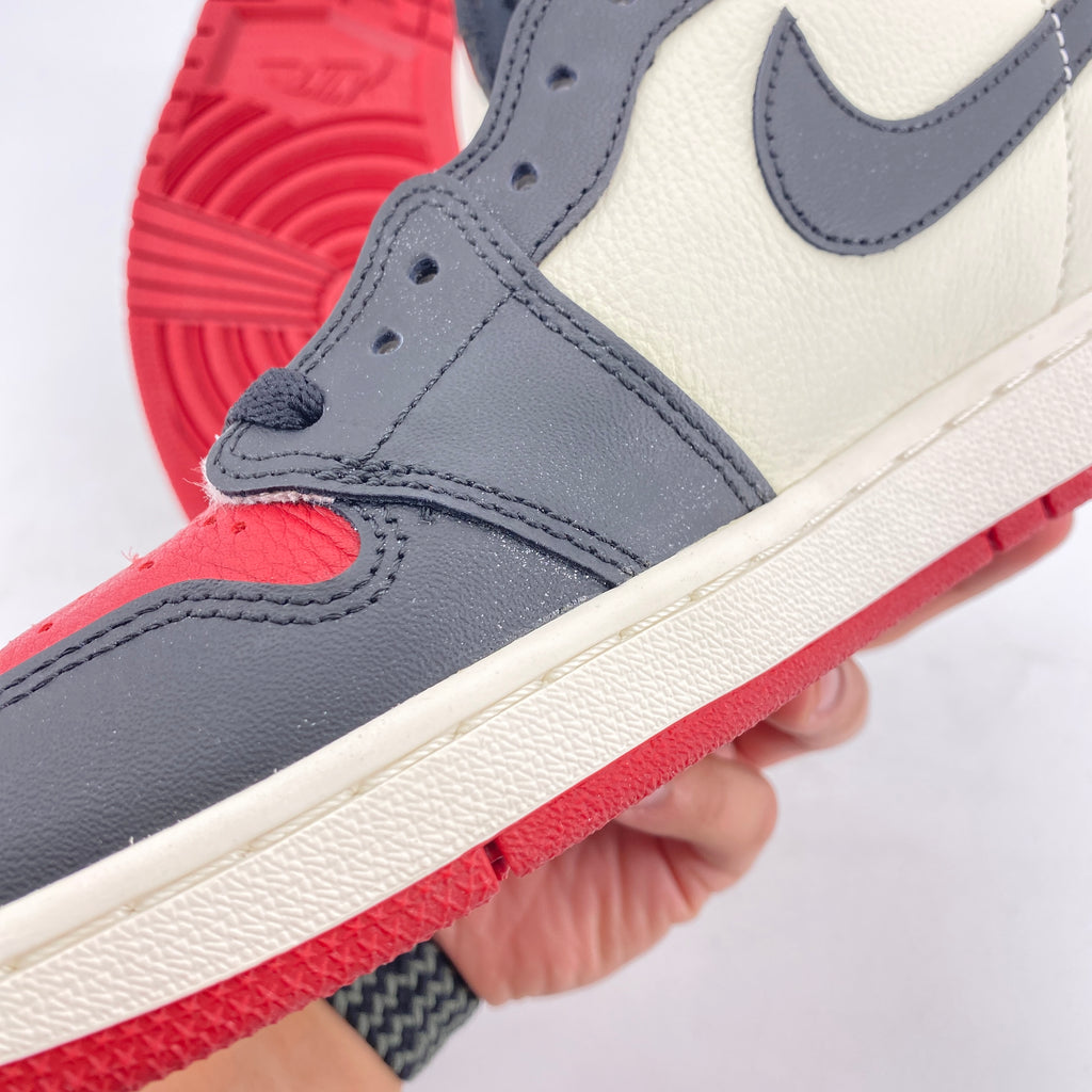 Air Jordan 1 Retro High OG "Bred Toe" 2018 New Size 10.5