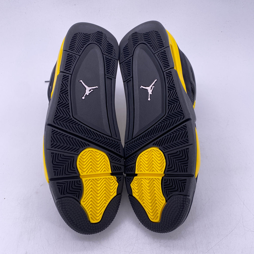 Air Jordan 4 Retro "Thunder" 2023 Used Size 13