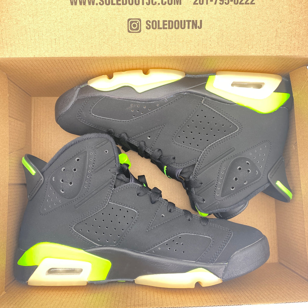 Air Jordan 6 Retro "Electric Green" 2021 Used Size 7.5