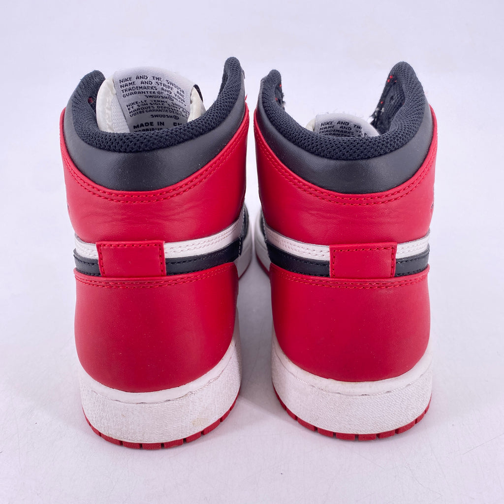 Air Jordan (GS) 1 Retro High "Black Toe" 2013 Used Size 6.5Y