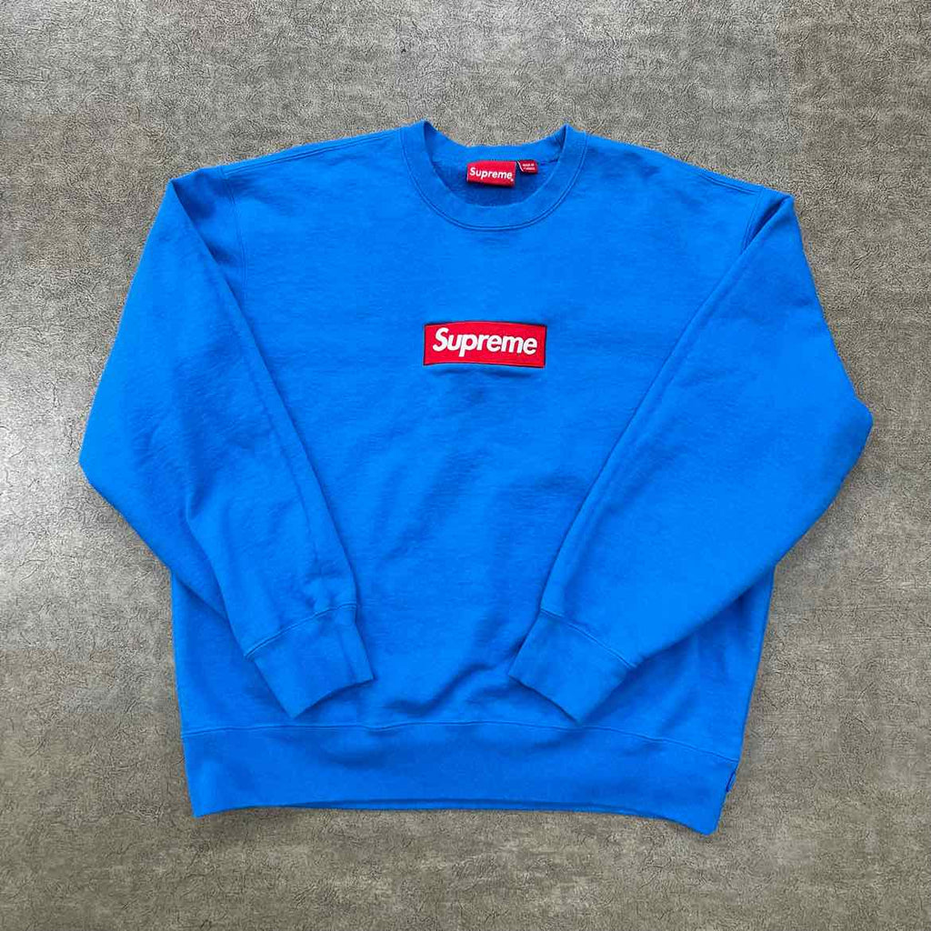 Supreme Crewneck Sweater "FW22" Blue Used Size L
