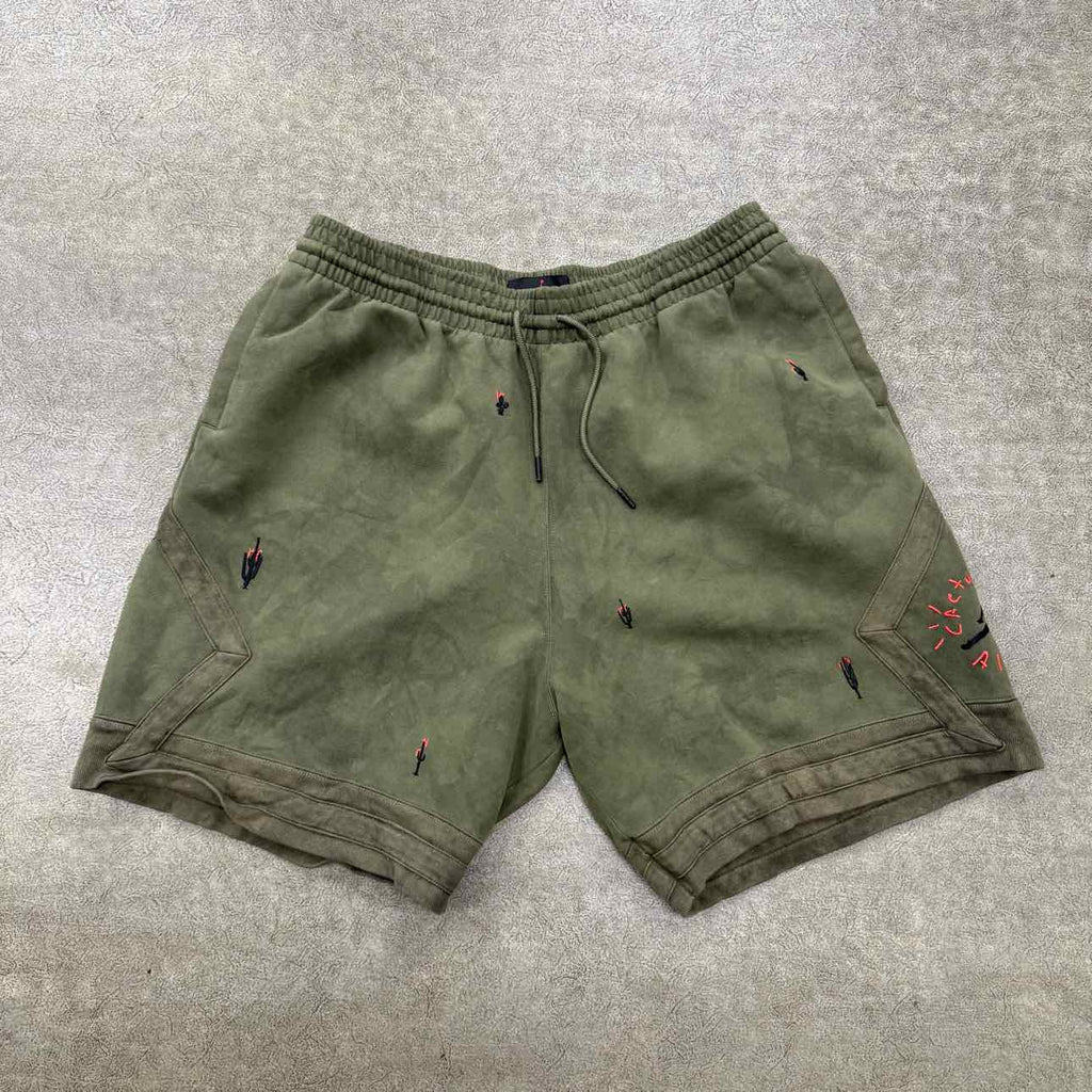 Travis Scott Shorts "JORDAN" Olive Used Size XL