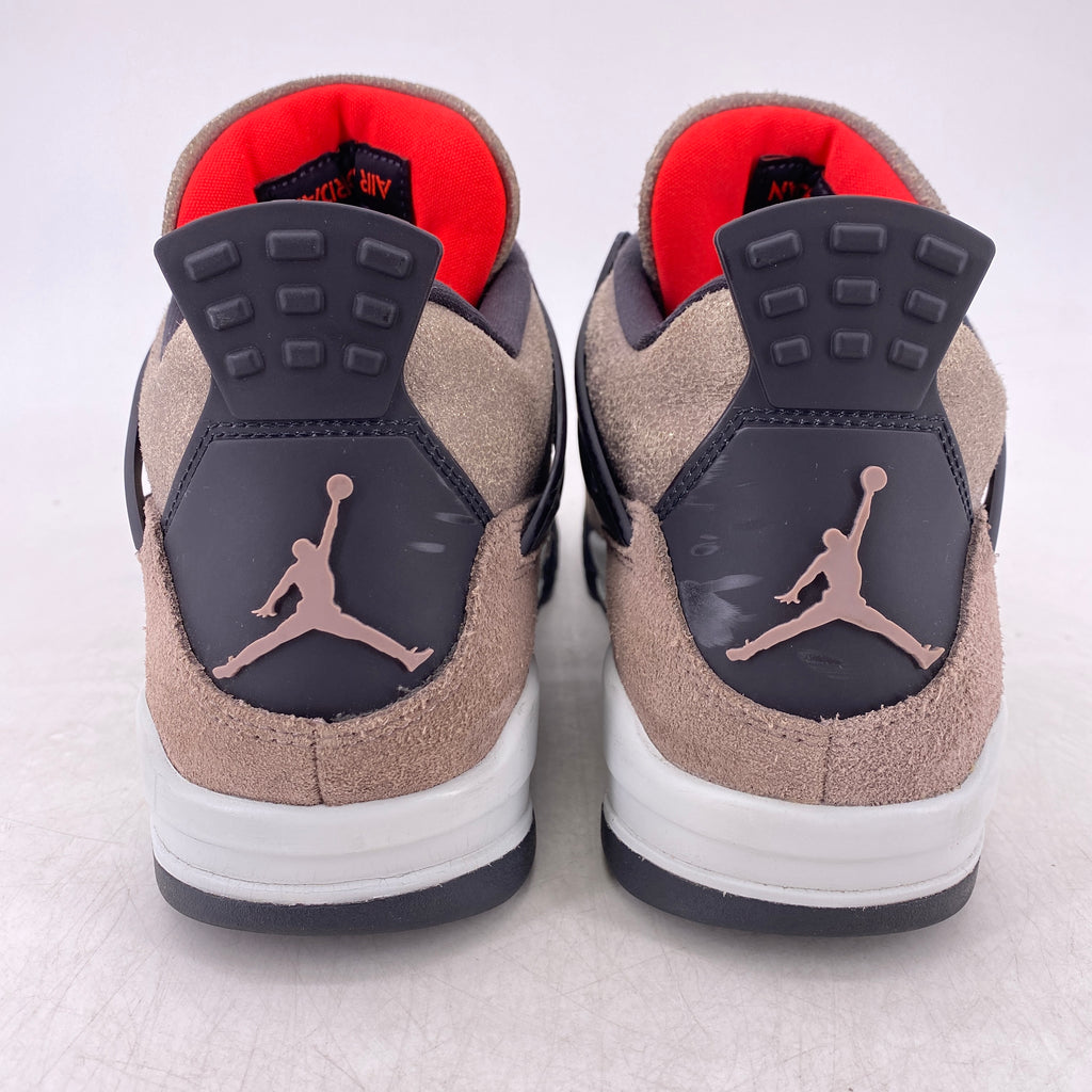 Air Jordan 4 Retro "Taupe Haze" 2021 Used Size 9.5