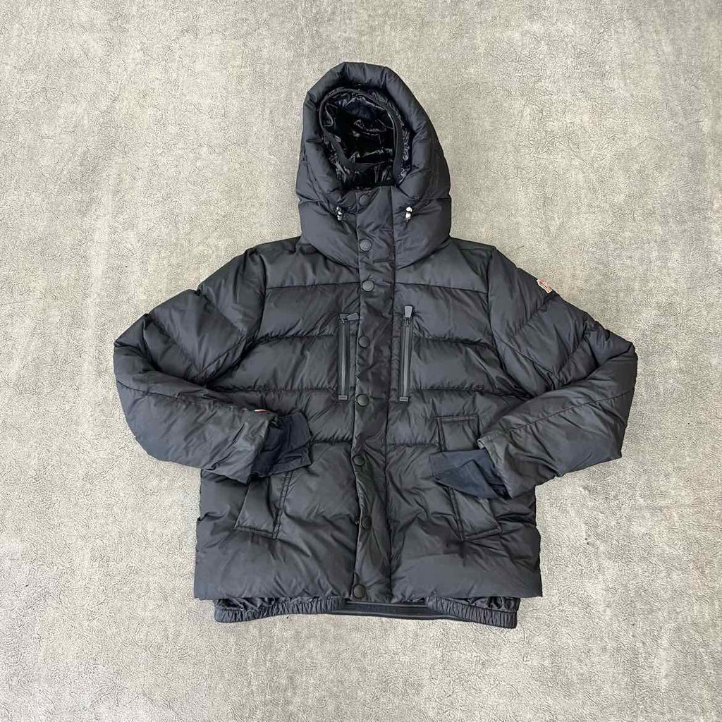 Moncler Jacket "RODENBERG GIUBBOTTO" Black Used Size 5