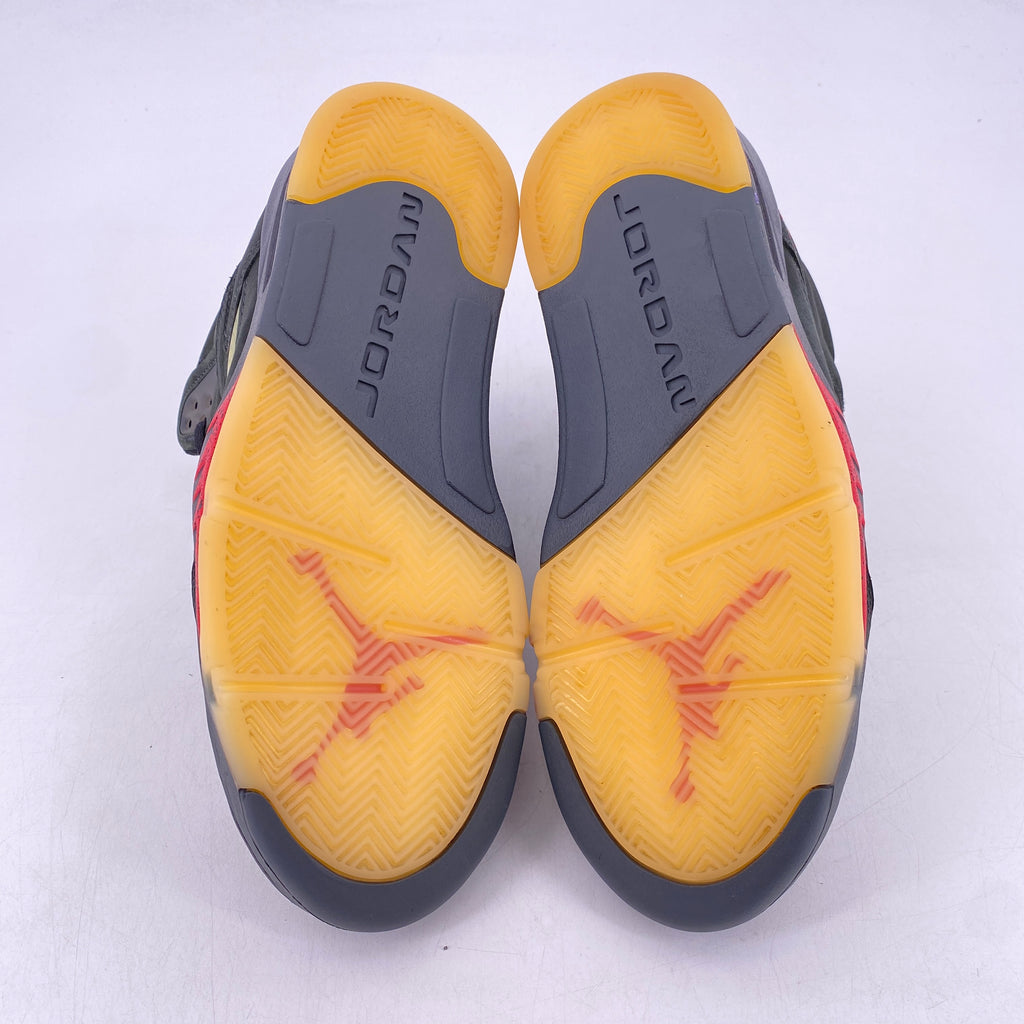 Air Jordan (W) 5 Retro "Goretex" 2022 Used Size 10W