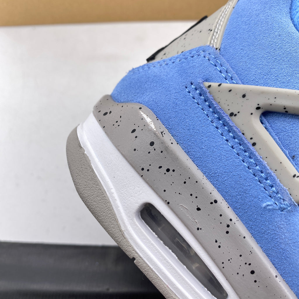 Air Jordan (GS) 4 Retro "University Blue" 2021 New Size 4.5Y