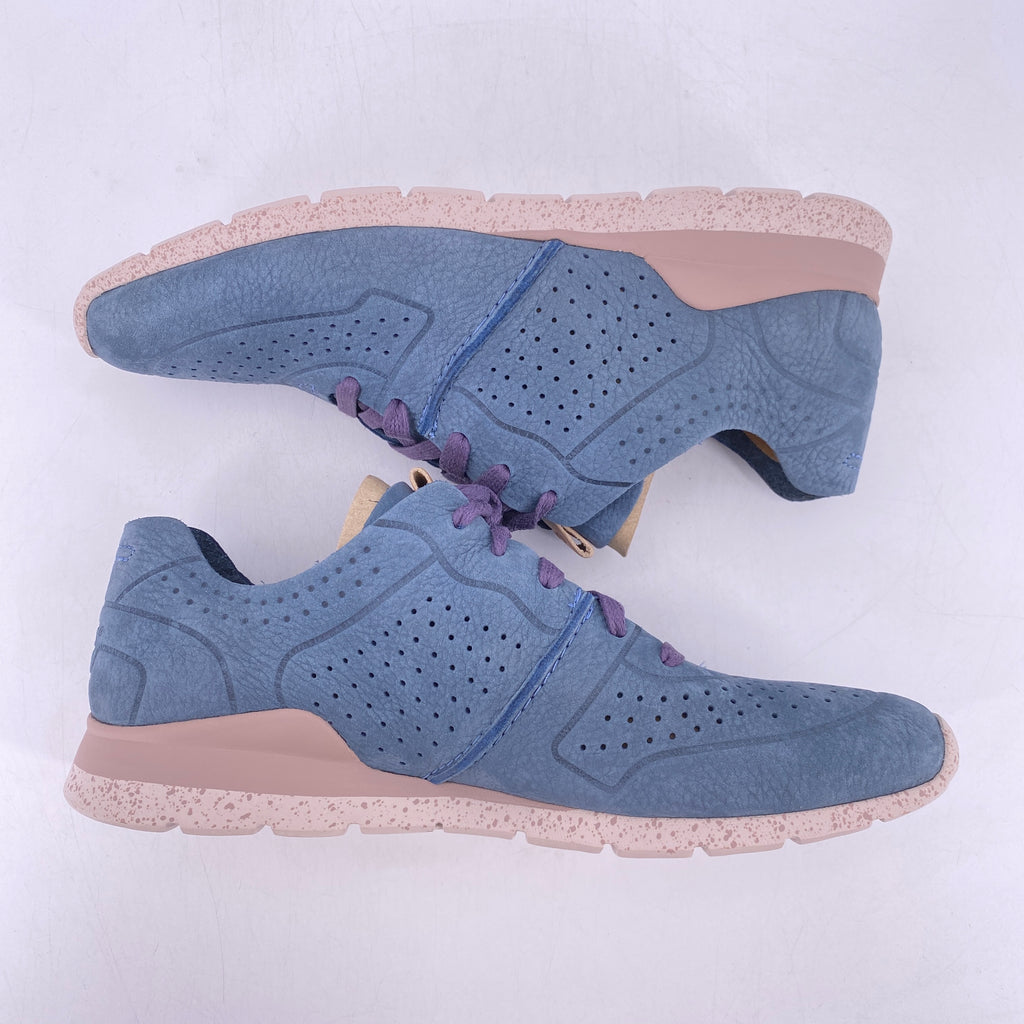 UGG (W) Tye "Blue"  New Size 9W
