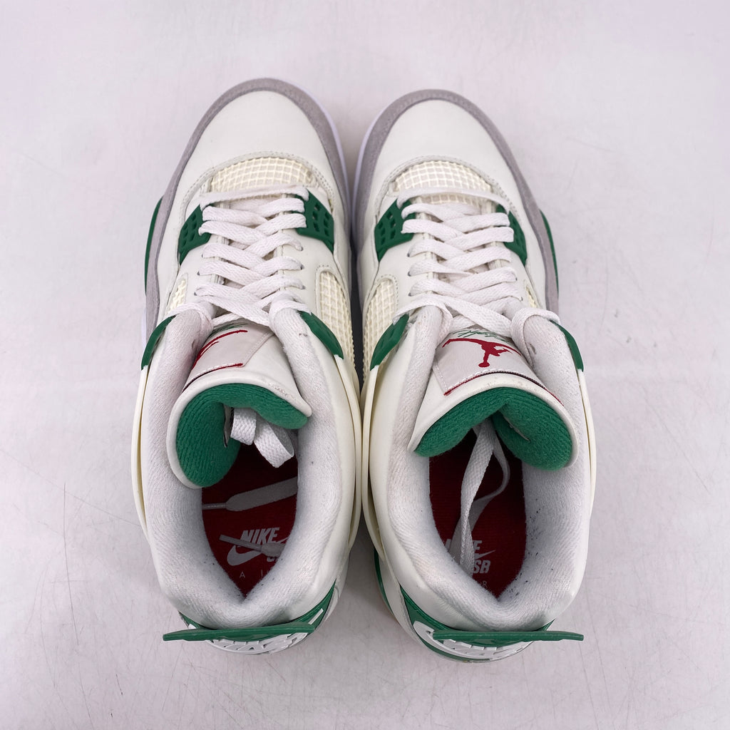Air Jordan 4 Retro "Pine Green" 2023 Used Size 10