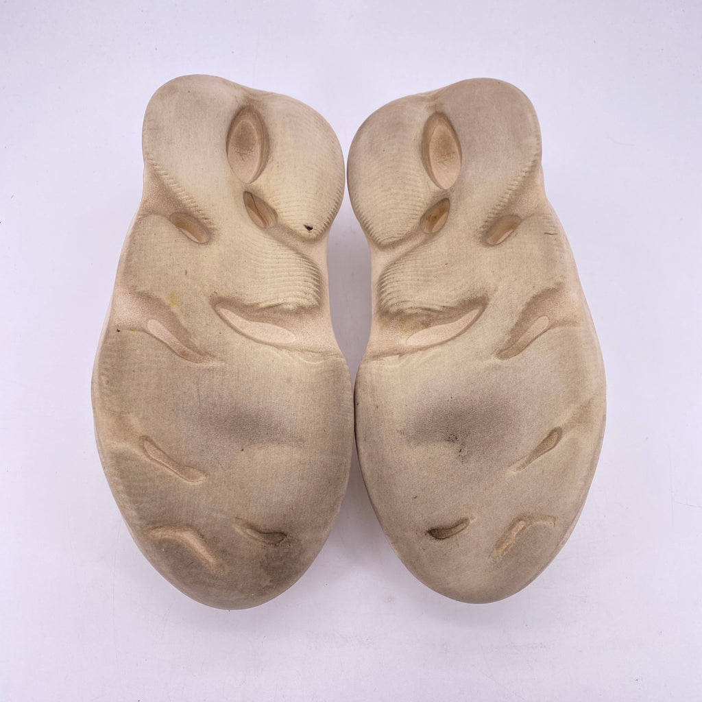 Yeezy Foam RNNR "Sand" 2021 Used Size 10