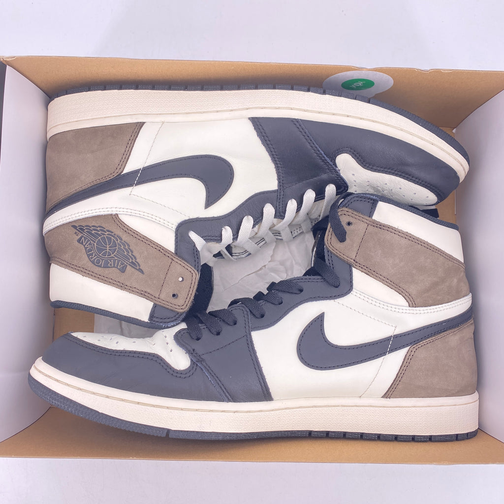 Air Jordan 1 Retro High OG "Mocha" 2020 Used Size 14