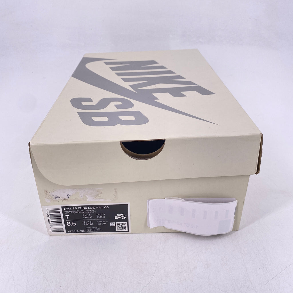 Nike SB Dunk Low "Powerpuff Buttercup" 2023 Used Size 7