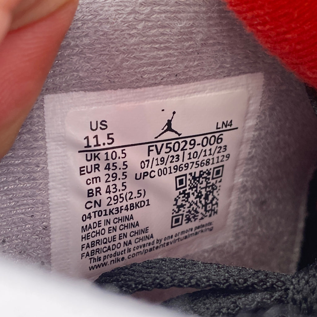 Air Jordan 4 Retro "Bred Reimagined" 2024 Used Size 11.5